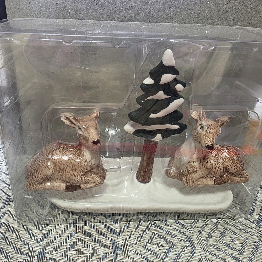Robert Stanley Deer Salt & Pepper W Stand #79